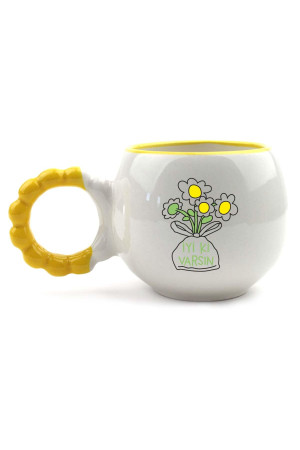 İyi Ki Varsın Papatya Buketi El Yapımı Krem Parlak Puf Kupa - El İşçiliği Hediyelik Kupa Bardak Mug